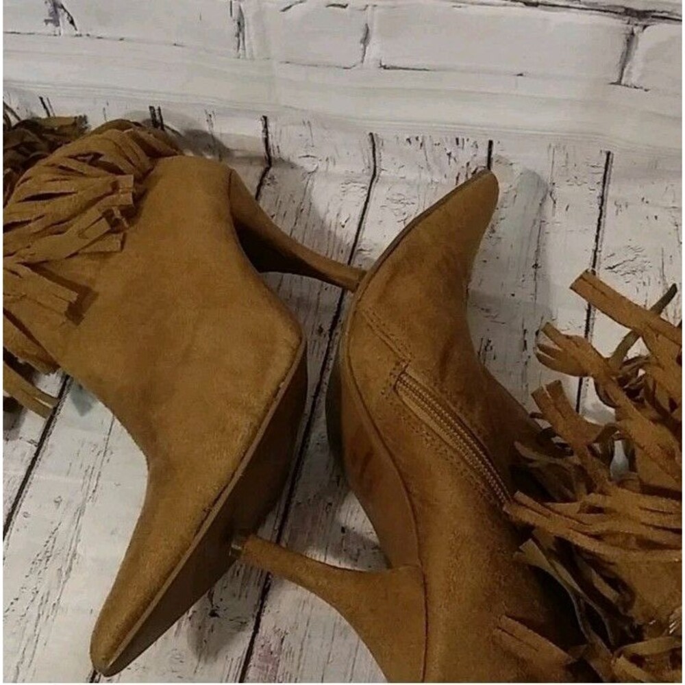 Charlotte russe women's Fringed Pointed toe Brown suede Boots High heel Sz 6 - Picture 3 of 9